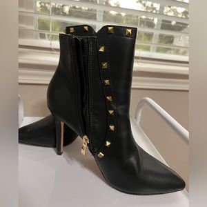 Nicole Miller New York Studded Black Booties